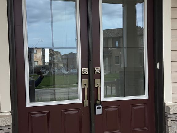 3rd image of 275 Velvet Way