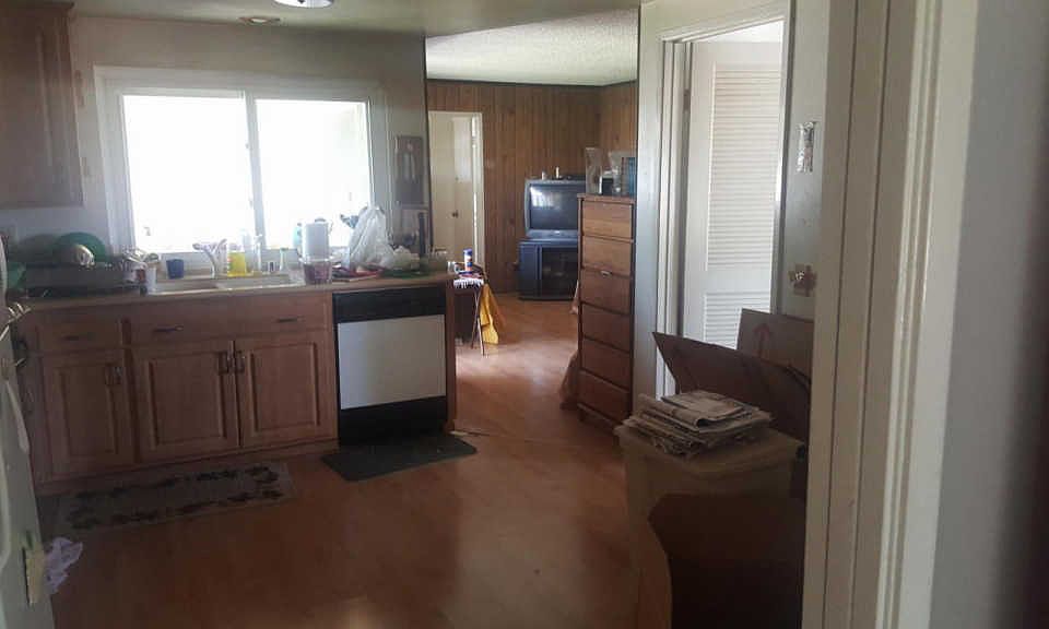 2nd image of 2125 Rhonda St