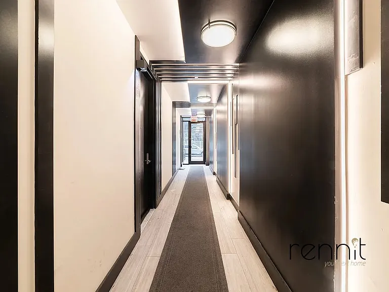 562 Park Pl #2B — Photo 32