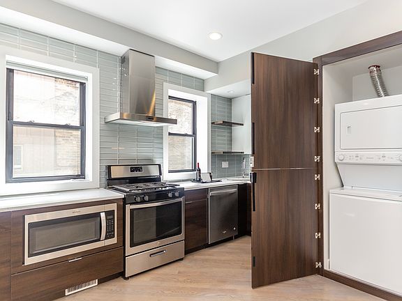 3rd image of 2222 W Palmer St APT 1R