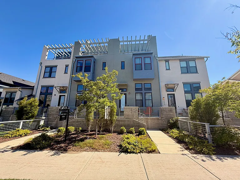 4569 W Daybreak Rim Way — Photo 18