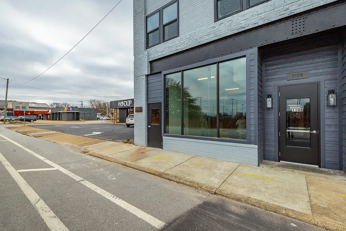 Building Photo - 1108 McCallie Ave #203