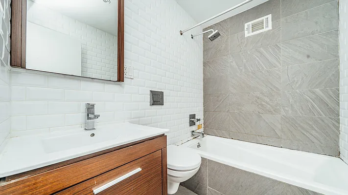 Rented by Nooklyn NYC LLC | media 11