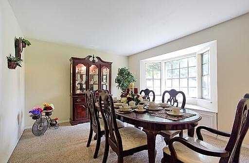 3rd image of 3301 Hyman Pl