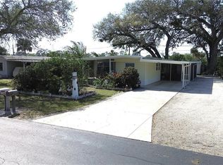 27366 Bourbonniere DR, BONITA SPRINGS, FL 34135