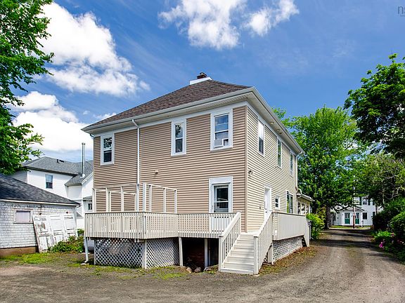 3rd image of 540 Main St