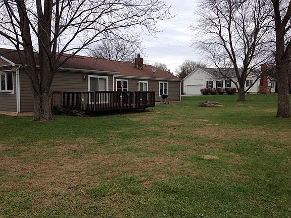 2nd image of 102 Bryant Woods Dr.