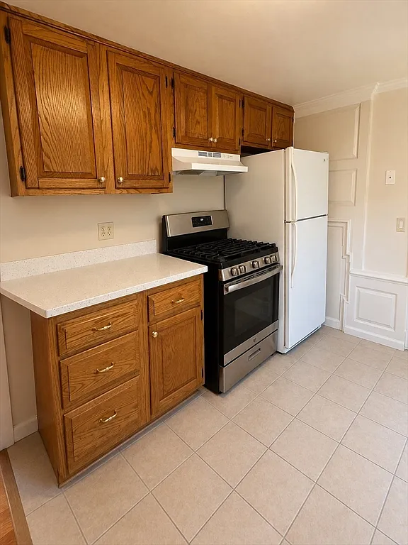 2 bed, 1.0 bath, 900 sqft, $2,295 — Photo 3