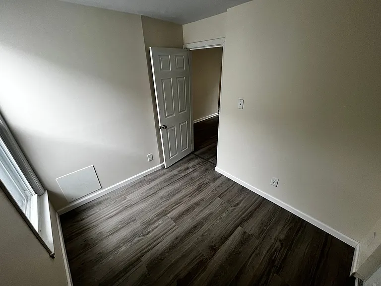5 River St — Photo 11