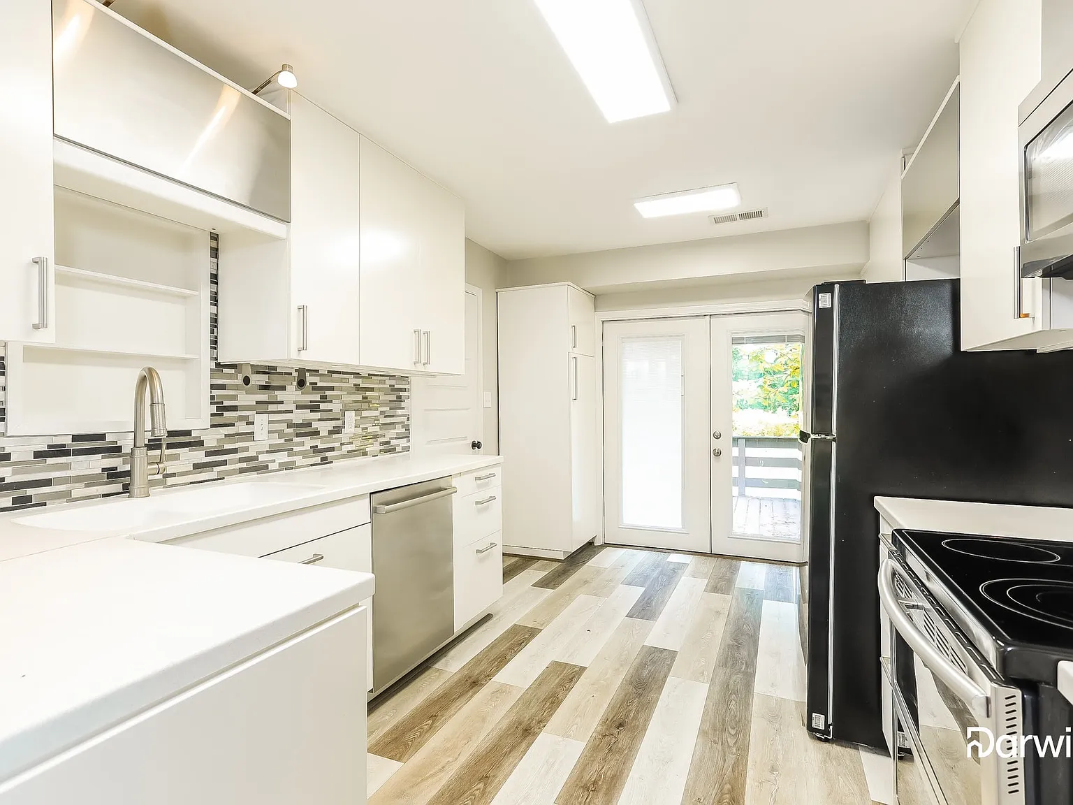 3 bed, 2.0 bath, 1468 sqft, $1,885 — Photo 3