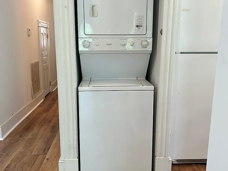 3509 E Clay St #1 — Photo 13