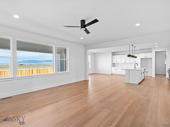 2nd image of 1505 Gunslinger Ln