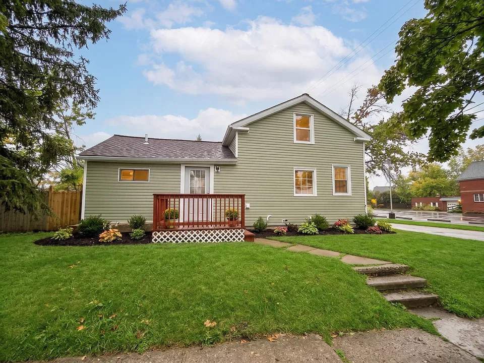 4788 Pearl Rd