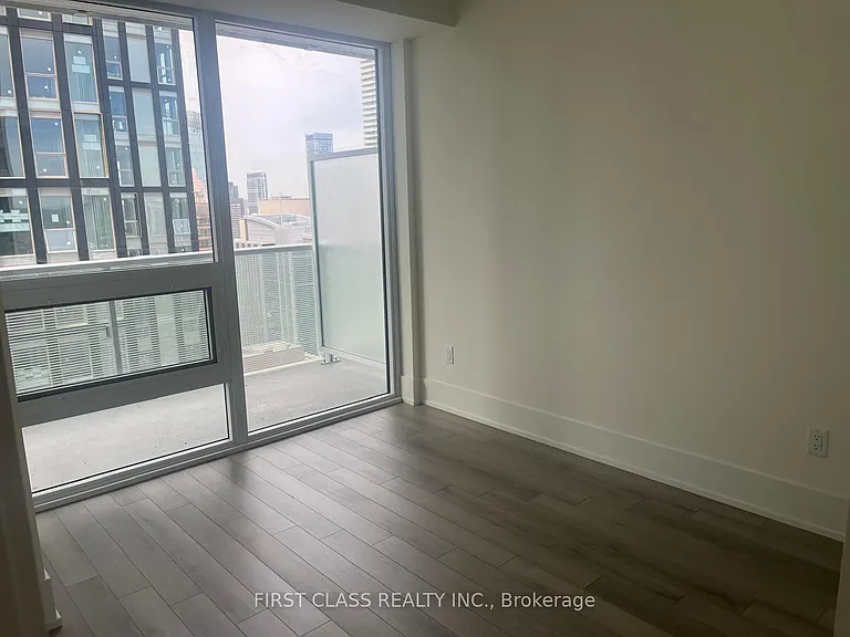 89 Church St #3802 — Photo 4