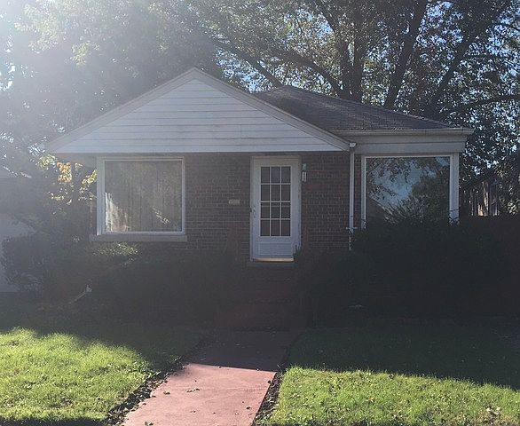 1st image of 322 W 145th Pl