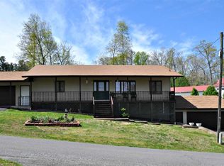 660 Jonathan Shores Rd, Benton, KY 42025