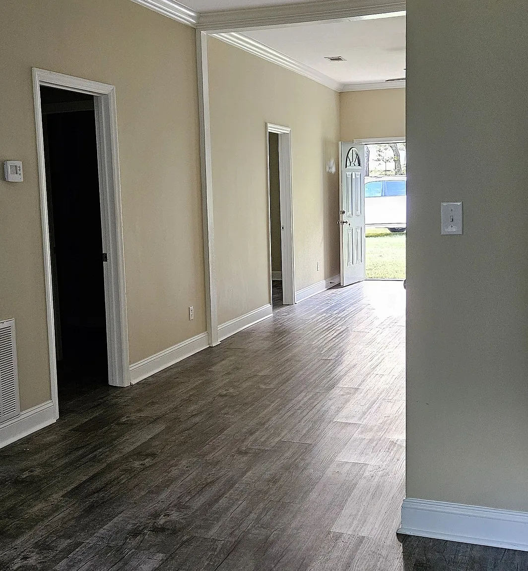 2 bed, 1.0 bath, 1060 sqft, $1,200 — Photo 4