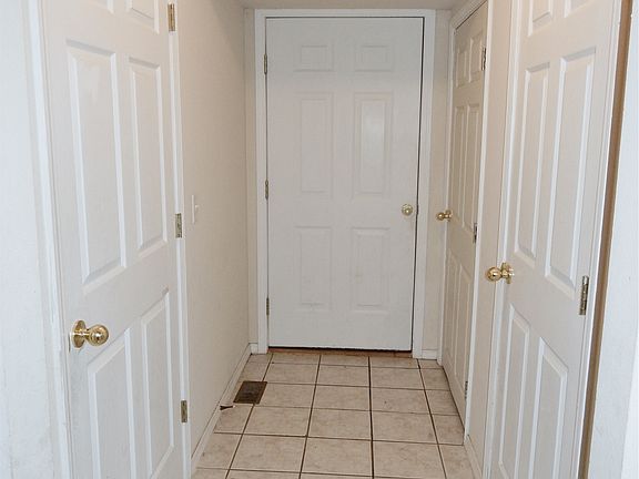 Pantry to the left, laundry room 1st door on the right, stor