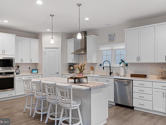 4th image of 38 Range Rd