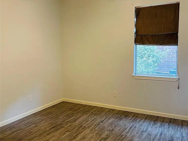 20910 Medallion Pointe Dr — Photo 15