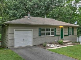 3414 N Walrond Ave, Kansas City, MO 64117