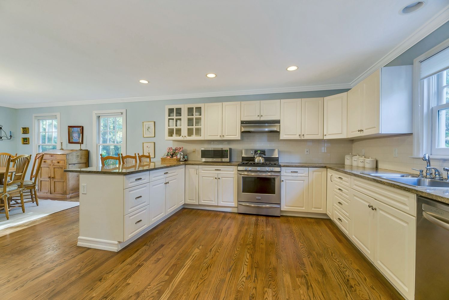LARGE KITCHEN WITH TONS OF COUNTER SPACE.