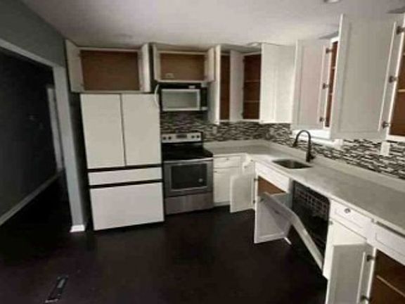 5th image of 14220 Duckett Rd