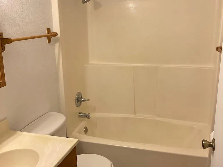 30519 Webster Rd E #2-E — Photo 6