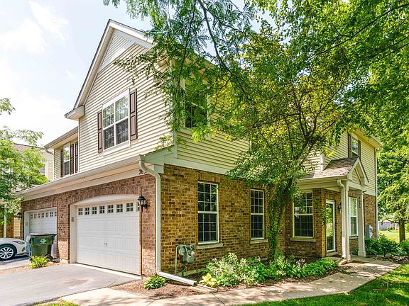 2nd image of 2636 Pondview Dr