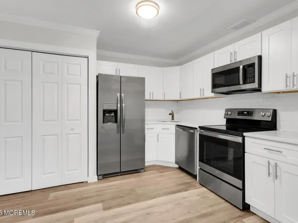 31 Hancock Court, Red Bank, NJ 07701