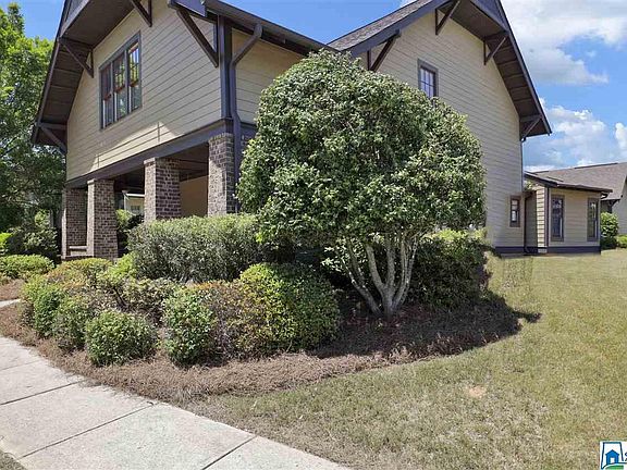 4th image of 2051 Ross Park Way