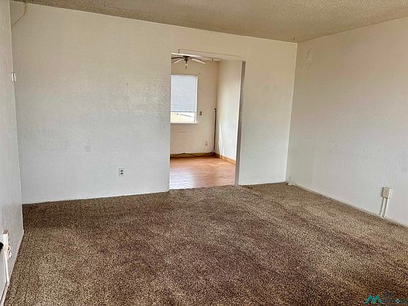 3rd image of 1604 Del Norte Blvd