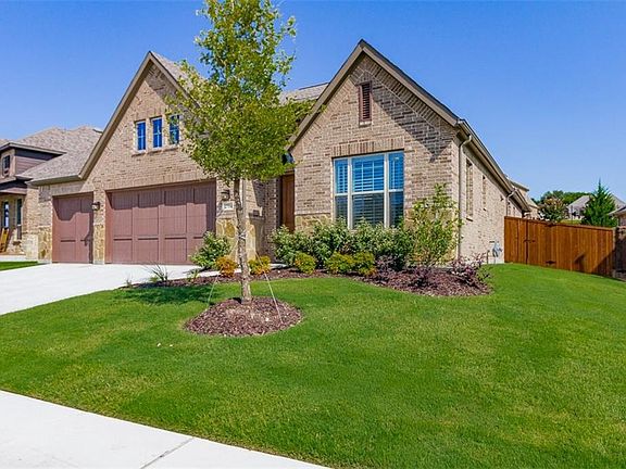 2nd image of 2704 Piersall Dr