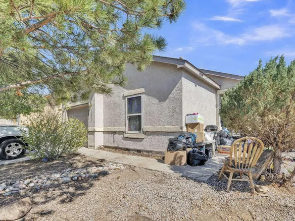10811 Beaker Rd SW, Albuquerque, NM 87121