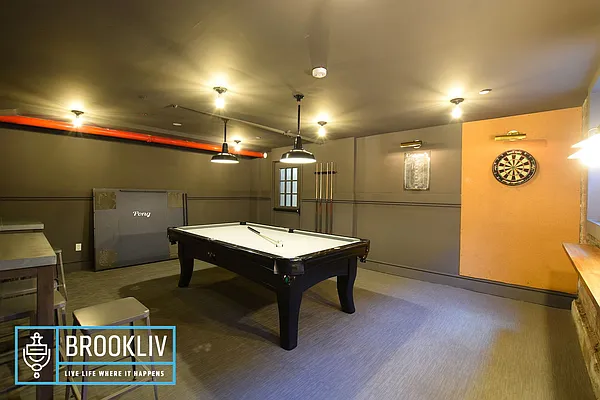 Rented by null | media 35