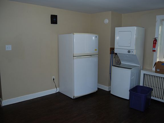 3rd image of 126 W Frederick St #1
