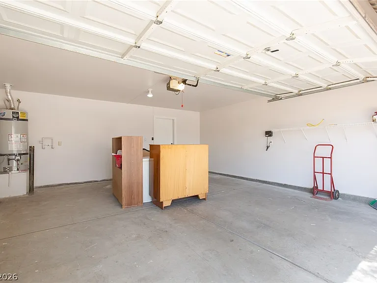 327 Perry Ellis Dr — Photo 39