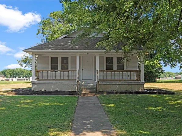 503 S High St, Butler, MO 64730