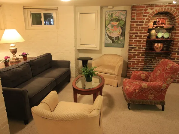 1713 Riggs Pl NW #C, Washington, DC 20009