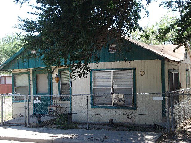 2nd image of 108 S Missouri Ave