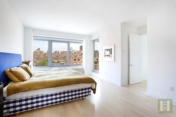 Rented by Halstead Real Estate | media 16