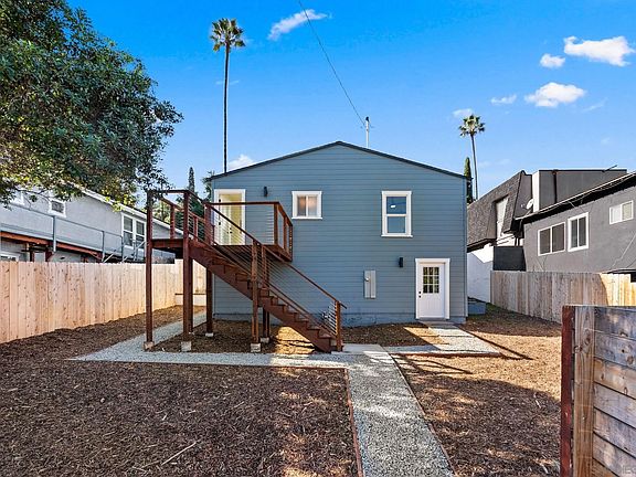 4th image of 4573 Acacia Ave