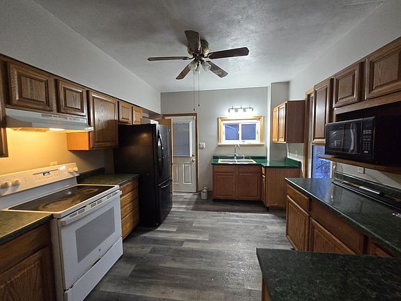 2nd image of 1021 N Rockton Ave