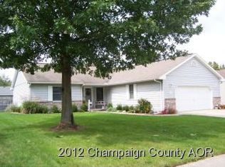 403 Linden Dr, Saint Joseph, IL