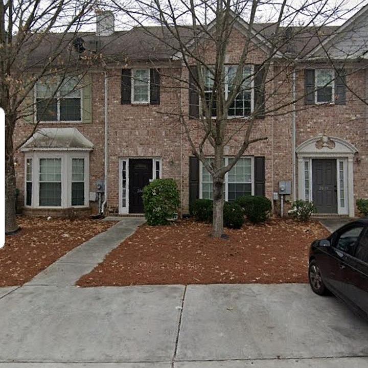 1st image of 2841 Parkway Close