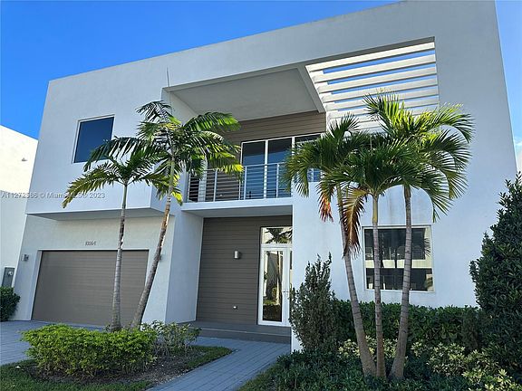 2nd image of 10064 NW 77th St