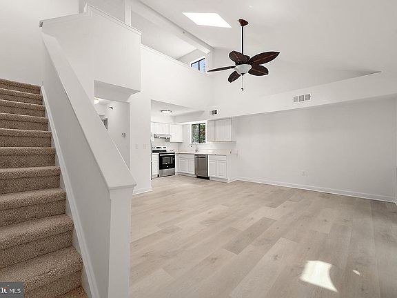3rd image of 14300 Jarvis Ave #B301