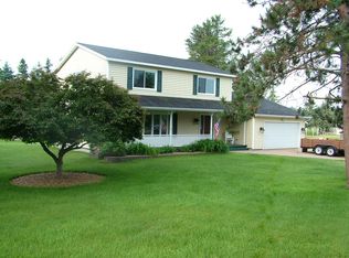 140 N Pyle Dr, Kingsford, MI 49802