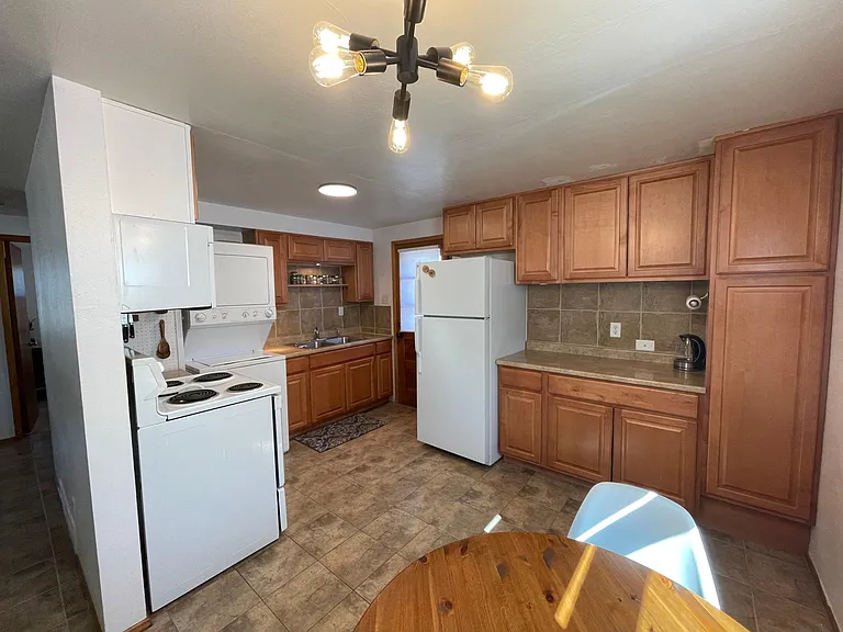 1330 Venice St — Photo 14