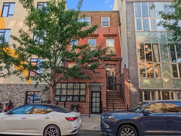 197 Humboldt Street image 2 of 11